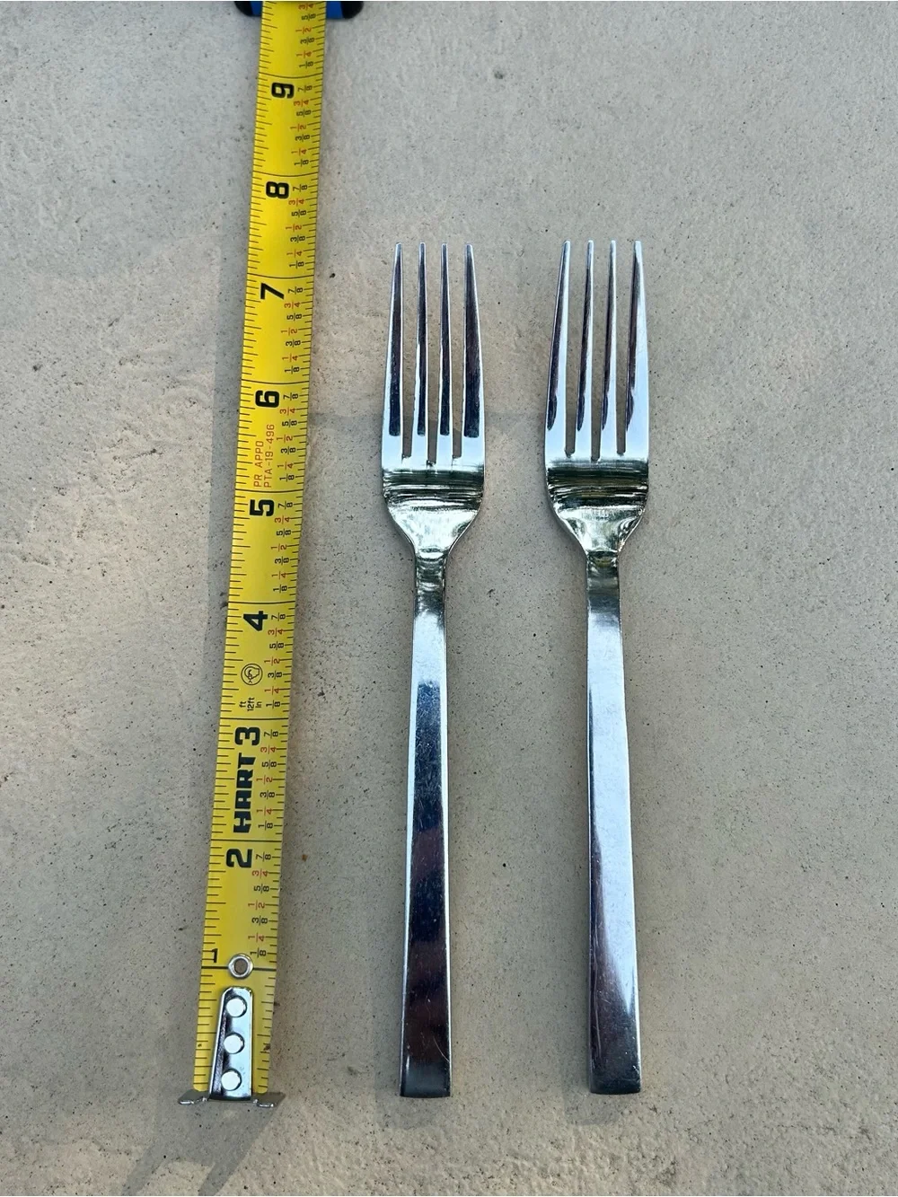 Oneida Chefs Table Stainless Steel Set of 2 Salad Forks